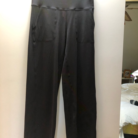 Lululemon wide leg Align pants 31” - Picture 4 of 8
